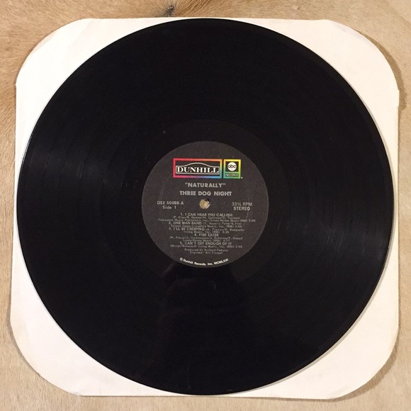 Three Dog Night - “Naturally” Vinyl LP - Picture 3 of 5
